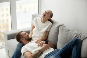 Varför lycka fru är viktigt för starka och långsiktiga relationer