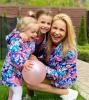 Lilia Rebrik gav sin dotter ett hus och en bil till födelsedagen