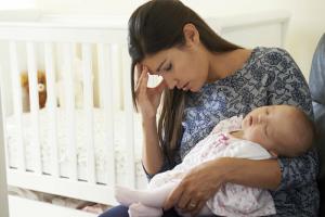 5 sätt att upprätthålla och förbättra relationer efter förlossningen