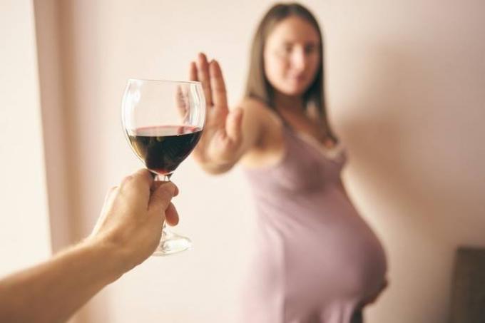 Säker dos av alkohol under graviditeten är inte: forskare om fostrets hjärna