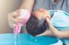 Hur man badar en nyfödd: kan du känna en hudmamma