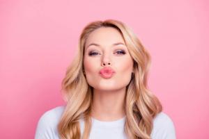 Hur ta hand om läppar i kylan: 7 effektiva tips