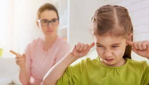 Hur du inte kan prata med barn under en gräl: TOP-3 tabu