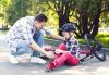 Hur du försäkrar ditt barn mot en olycka: expertråd