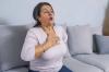 Hjärtinfarkt hos kvinnor: 8 tidiga tecken