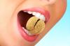 De flesta dåliga vanor som förstör tänderna: Top 5