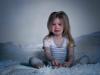 Nattskräck hos barn: är de farliga och hur man hjälper ett barn