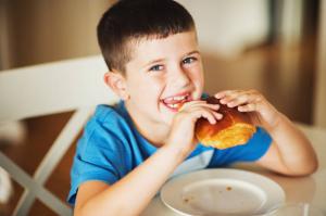 Topp tre frukost som inte bör ges till barn