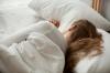 Den hälsoskadliga sömnpositionen heter