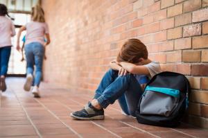 Vad händer om barnet mobbad i skolan: Tips för föräldrar